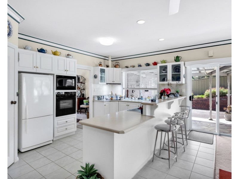 10 Jacaranda Drive, Woodside SA 5244