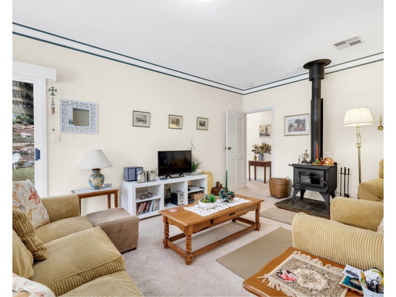 10 Jacaranda Drive, Woodside SA 5244