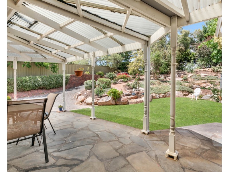 10 Jacaranda Drive, Woodside SA 5244