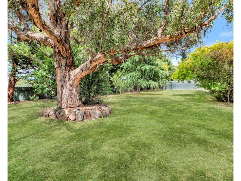 10 Jacaranda Drive, Woodside SA 5244