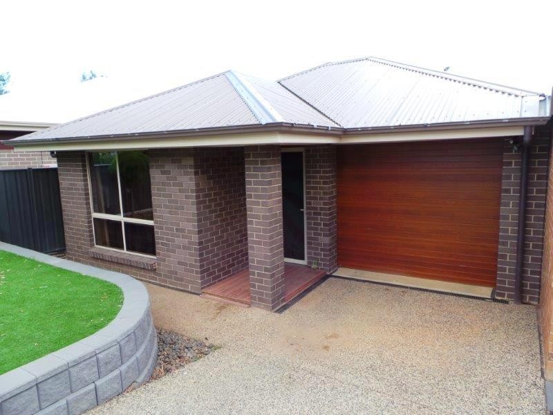 30A Hampden Road, Mount Barker SA 5251