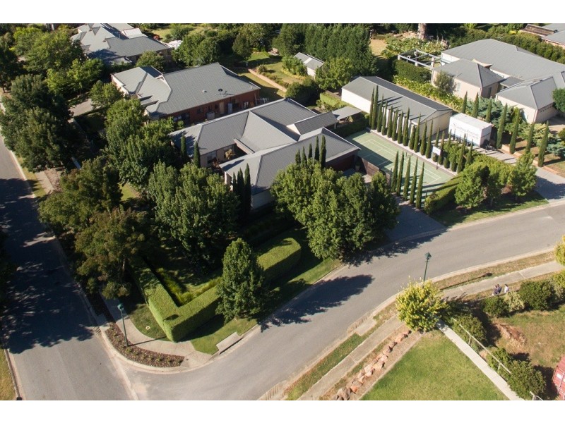 10 Fairfield Road, Mount Barker SA 5251