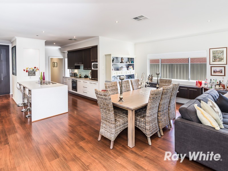 10 Fairfield Road, Mount Barker SA 5251