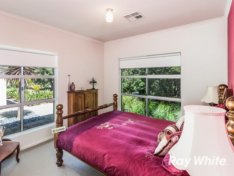 10 Fairfield Road, Mount Barker SA 5251