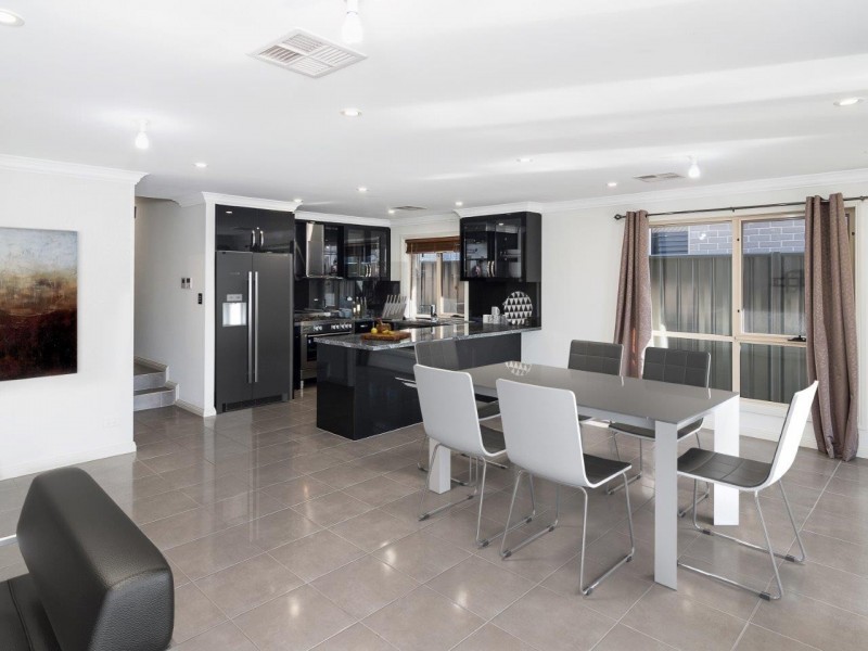 30A Hampden Road, Mount Barker SA 5251