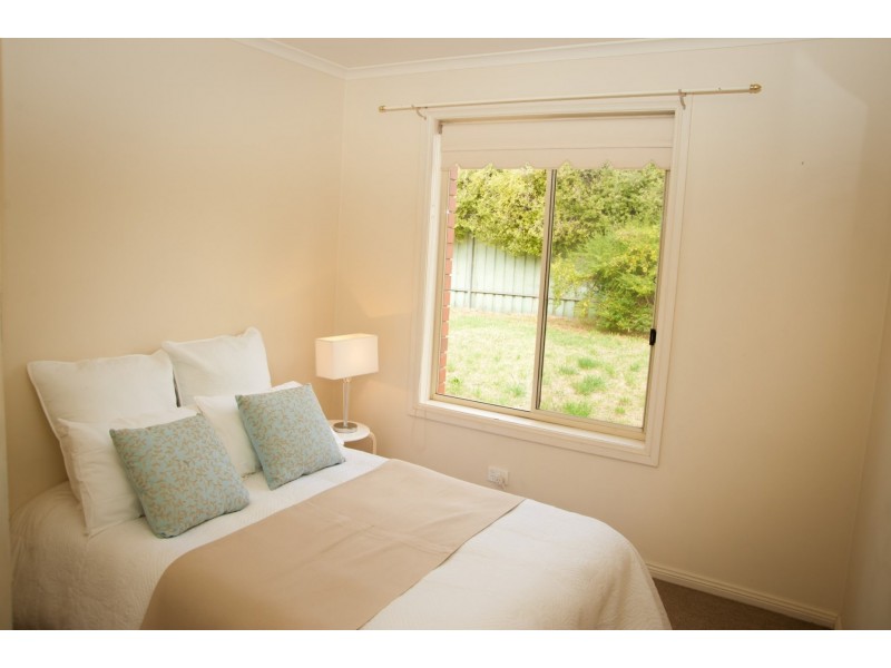 5 Dutch Close, Mount Barker SA 5251