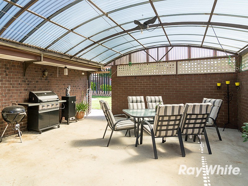 16 Gallasch Drive, Mount Barker SA 5251