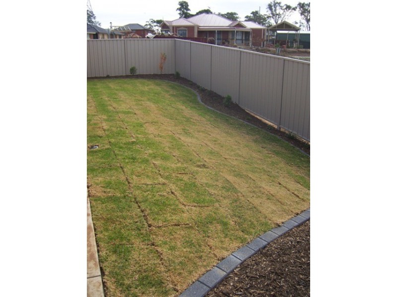 8 Stonybrook Grove, Mount Barker SA 5251