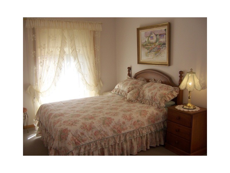 2/17  Heinrich Court, Mount Barker SA 5251