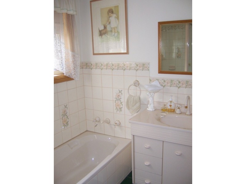 2/17  Heinrich Court, Mount Barker SA 5251