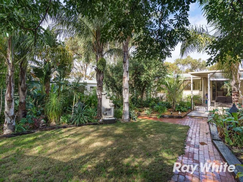 13 Collett Road, Strathalbyn SA 5255