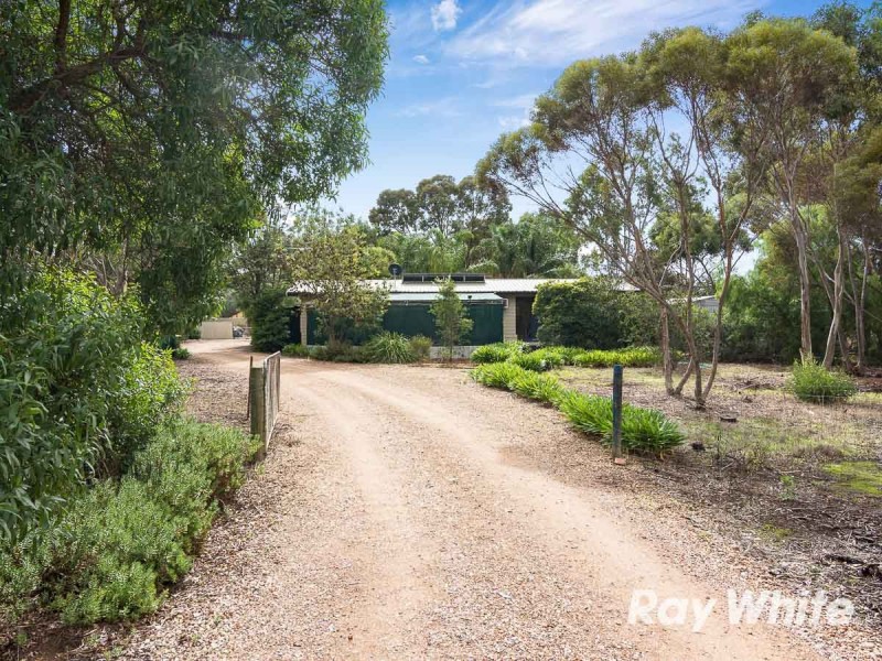 13 Collett Road, Strathalbyn SA 5255