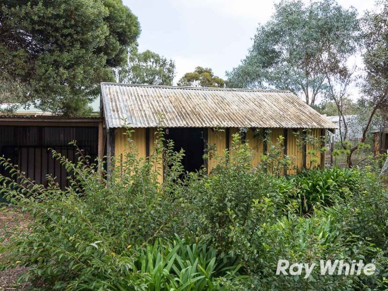 13 Collett Road, Strathalbyn SA 5255