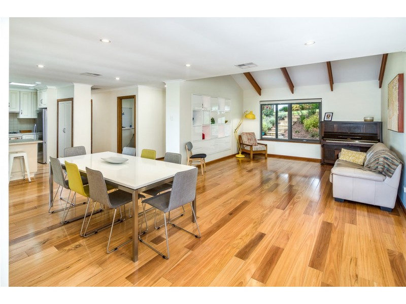 71 Charlick Road, Crafers West SA 5152