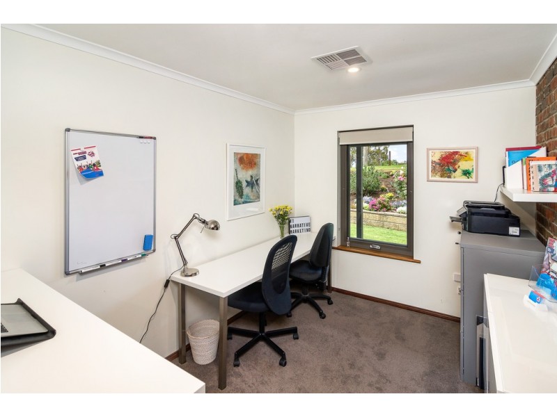71 Charlick Road, Crafers West SA 5152
