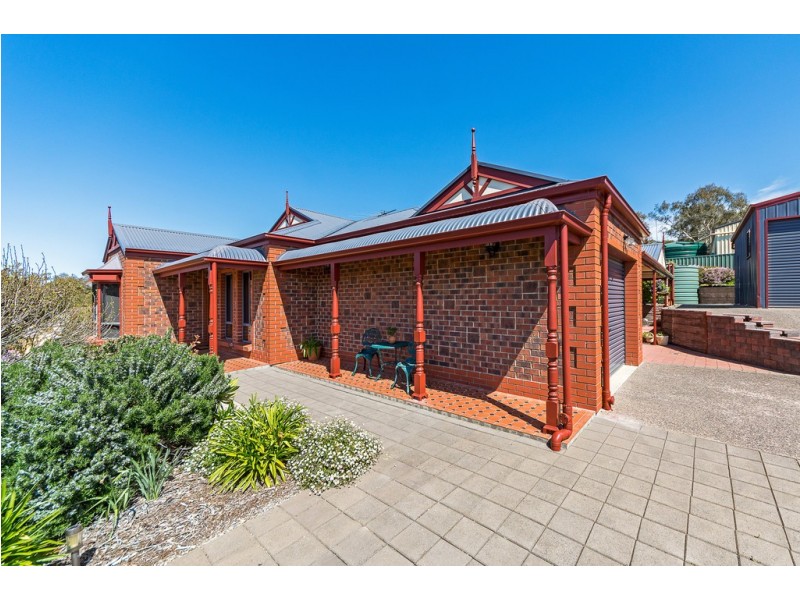 18 Cunliffe Street, Macclesfield SA 5153