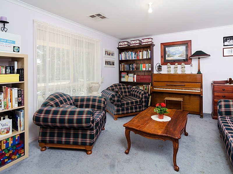 24 Hefford Drive, Callington SA 5254