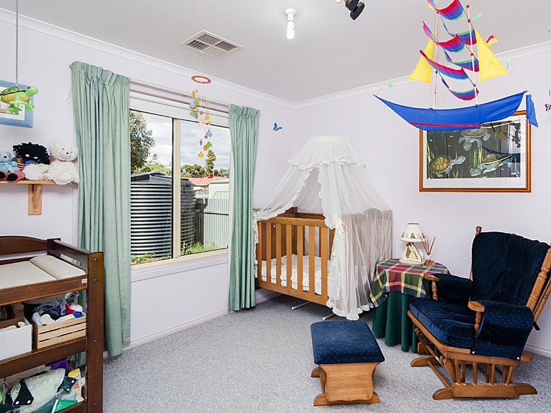 24 Hefford Drive, Callington SA 5254