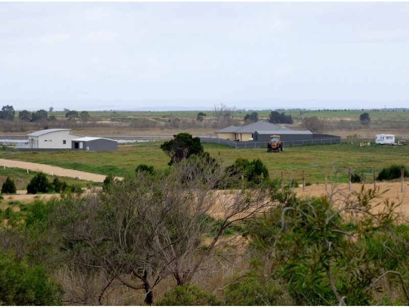 Lot 946 Pangarinda Drive, Wellington East SA 5259
