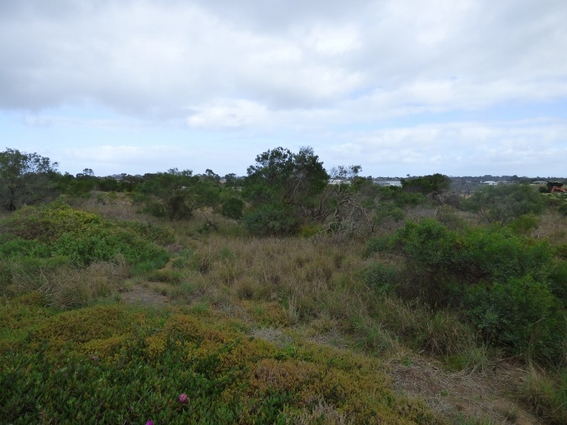 Lot 946 Pangarinda Drive, Wellington East SA 5259