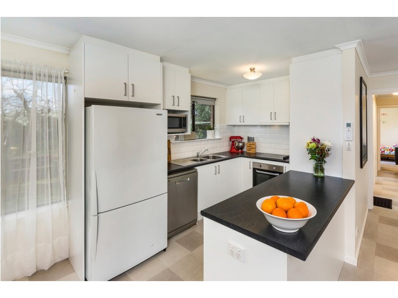 9 Pope Street, Mount Barker SA 5251