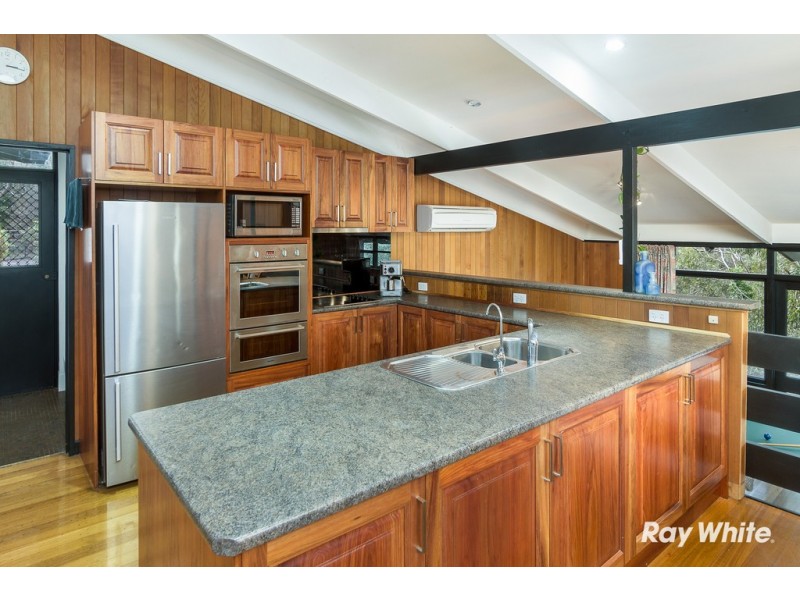 110 Emmett Road, Crafers West SA 5152