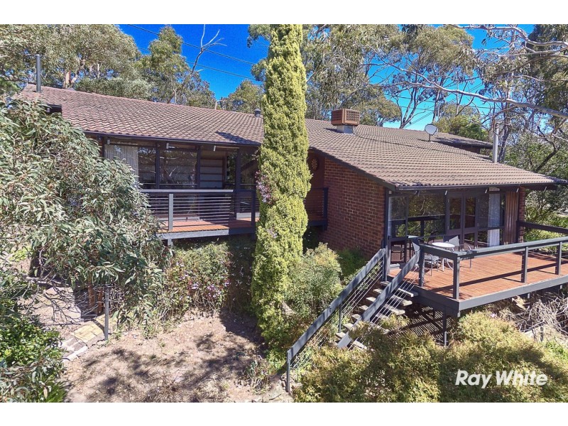 110 Emmett Road, Crafers West SA 5152