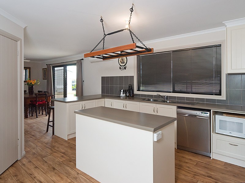 30 Lockaba Drive, Strathalbyn SA 5255