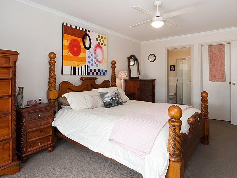 30 Lockaba Drive, Strathalbyn SA 5255