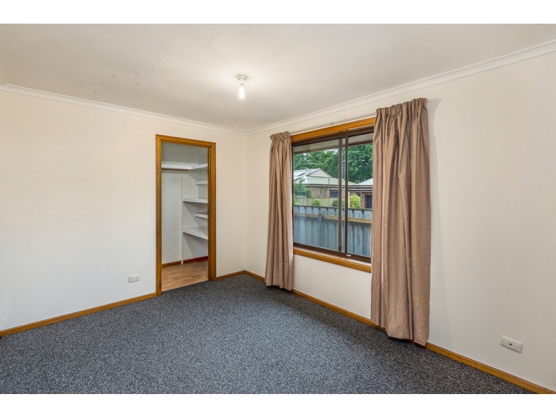 11 McLaren Street, Mount Barker SA 5251