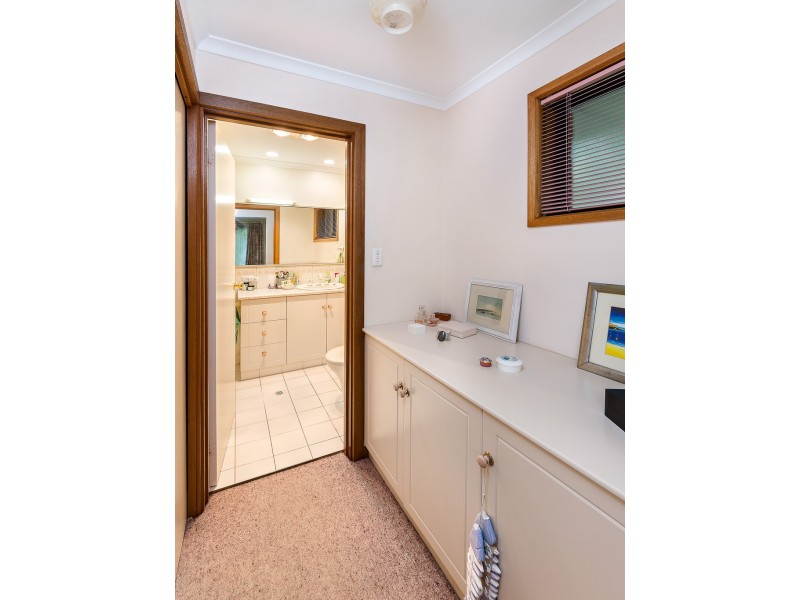 8 Plymouth Avenue, Coromandel Valley SA 5051