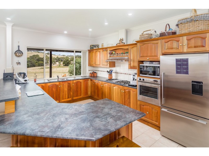 1421 Military Road, Dawesley SA 5252