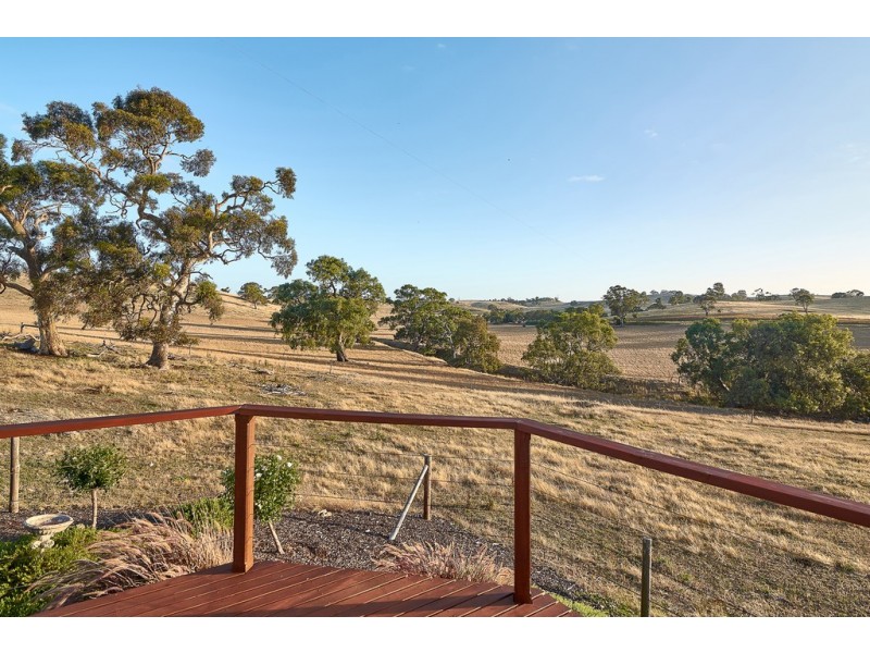 1421 Military Road, Dawesley SA 5252