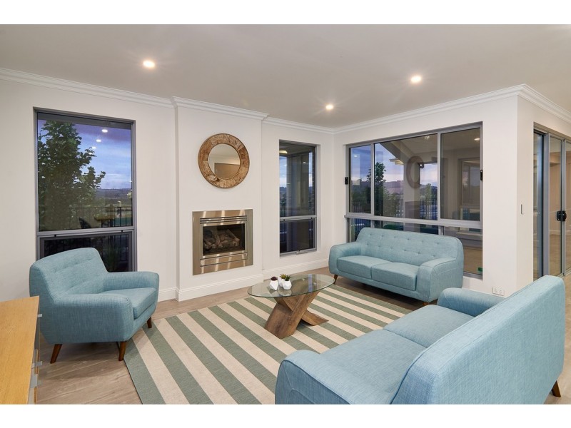 2 Spicer Street, Mount Barker SA 5251