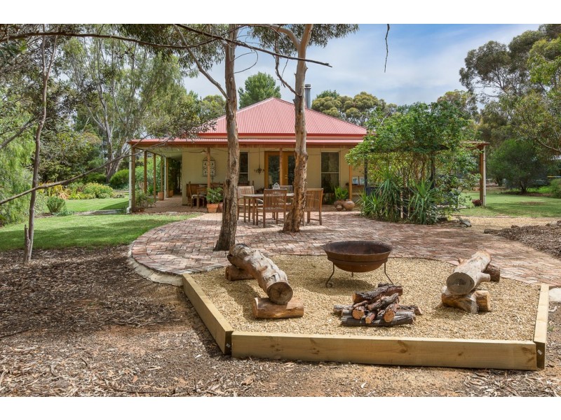 129 Nine Mile Road, Strathalbyn SA 5255