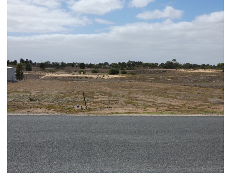 14 Kelsey Road, Wellington East SA 5259