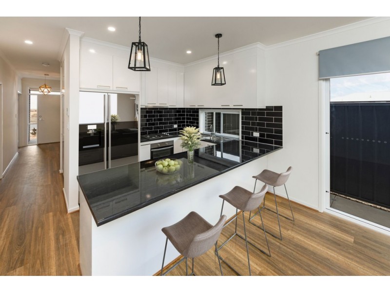 27 Wycombe Drive, Mount Barker SA 5251