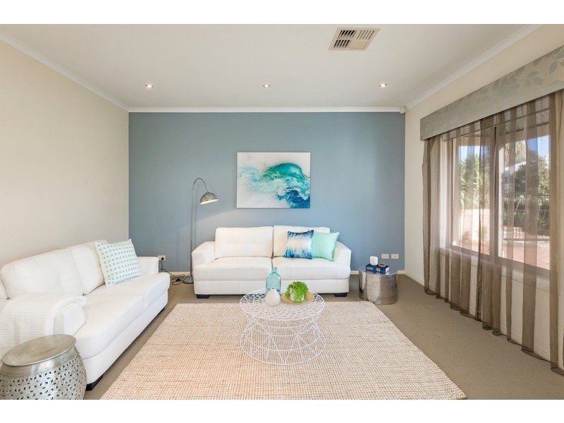 74 Barton Circuit, Mount Barker SA 5251