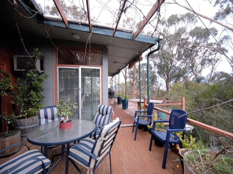 3 Blackburn Drive, Crafers SA 5152