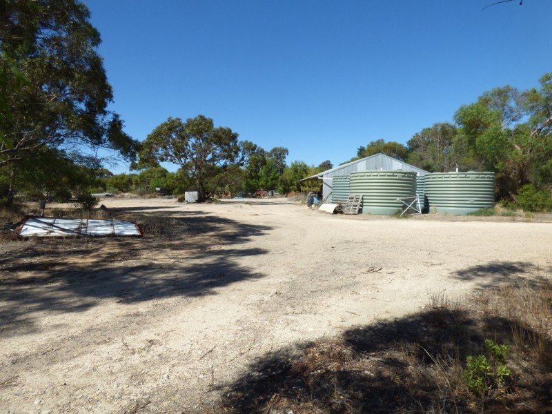 538 Dukes Highway, Elwomple SA 5260