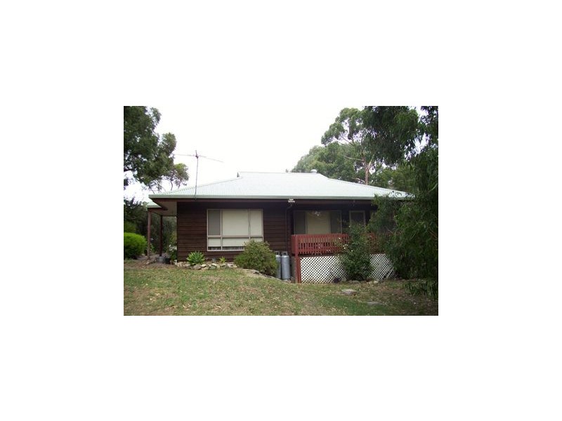 6 Vernon Street, Macclesfield SA 5153