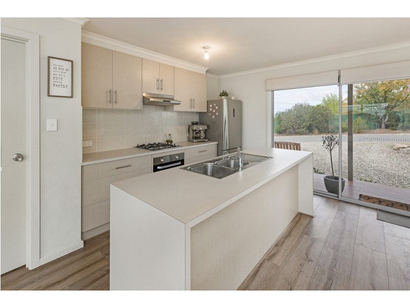 7 Ferguson Road, Strathalbyn SA 5255