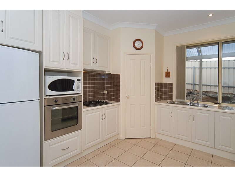 1  Silverwood Drive, Mount Barker SA 5251