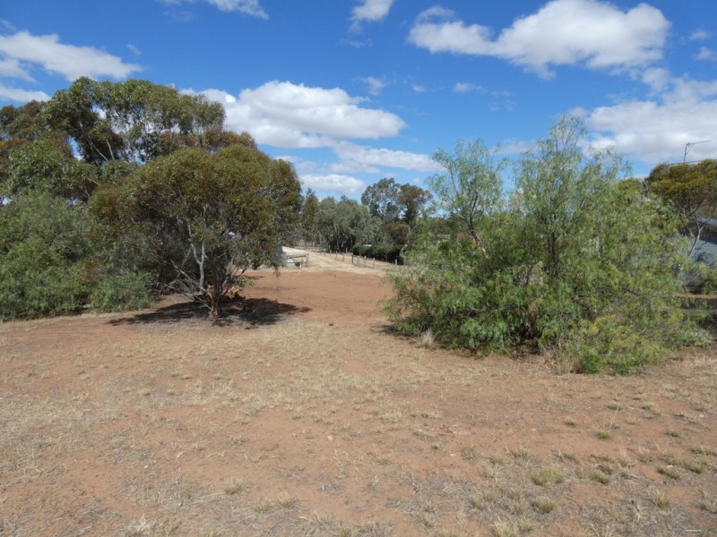 25 Young Road, Kanmantoo SA 5252