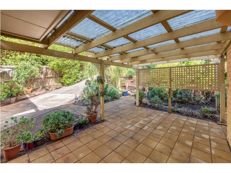 73 and 73A Bellaview Road, Flagstaff Hill SA 5159