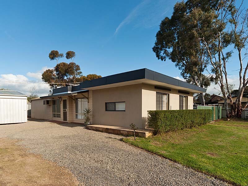 11 Baker Street, Callington SA 5254