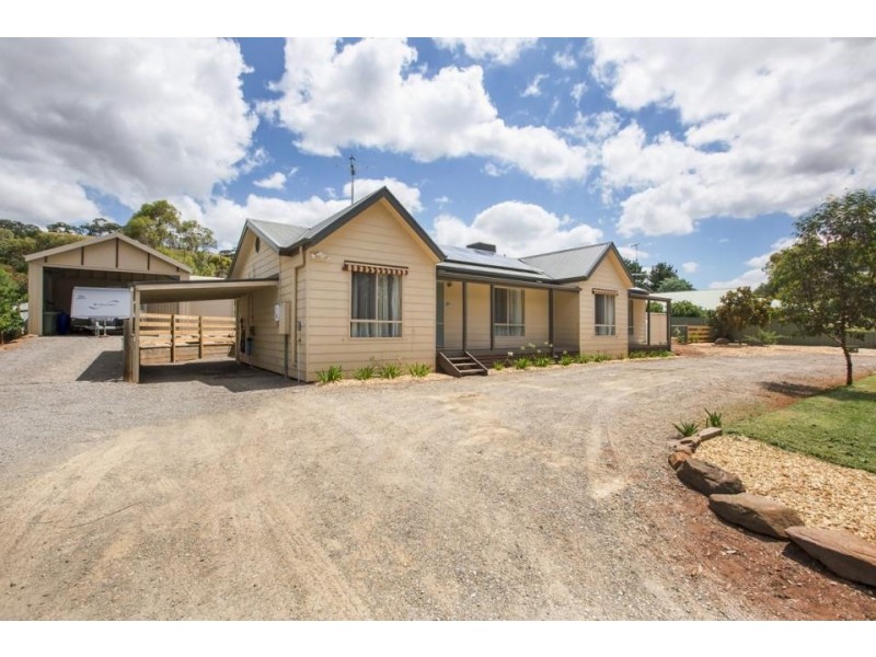 17 Young Road, Kanmantoo SA 5252