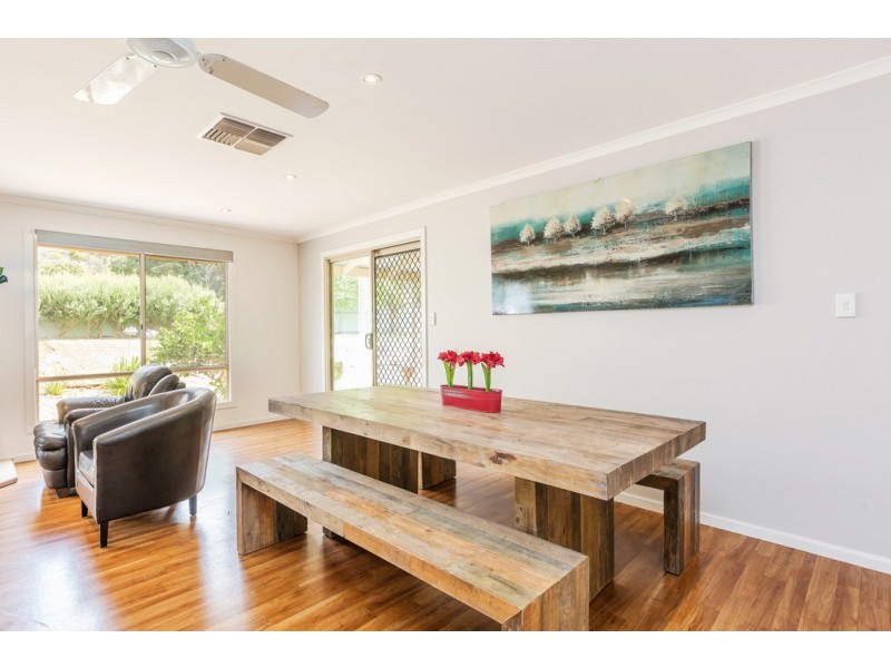 17 Young Road, Kanmantoo SA 5252