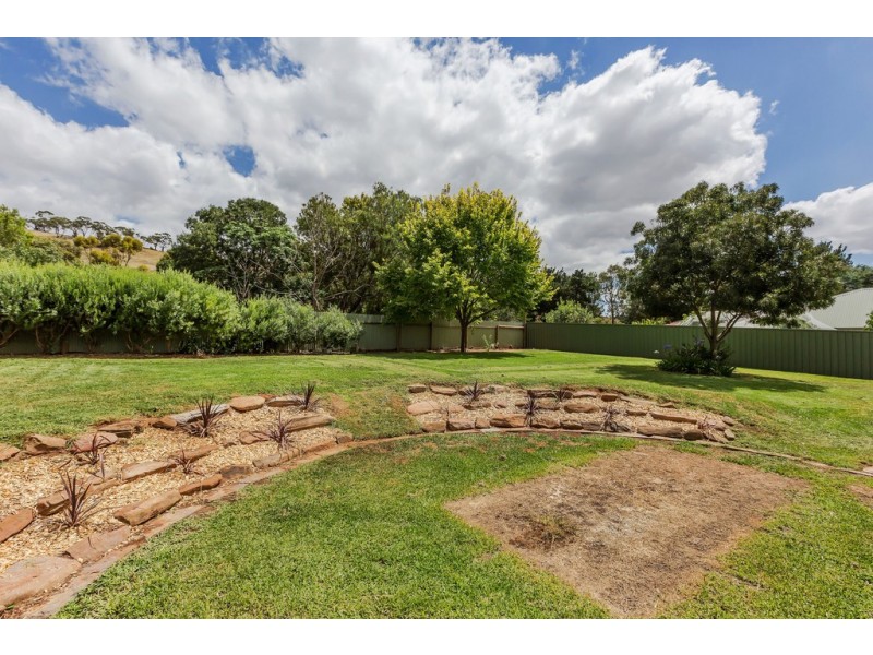 17 Young Road, Kanmantoo SA 5252