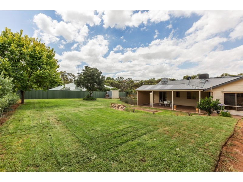 17 Young Road, Kanmantoo SA 5252